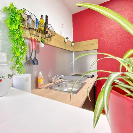 ~ Le Terracotta ~ 1/4 Pers / Futuroscope Apartment